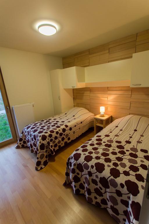 Les Woodies Xertigny Bagian luar foto